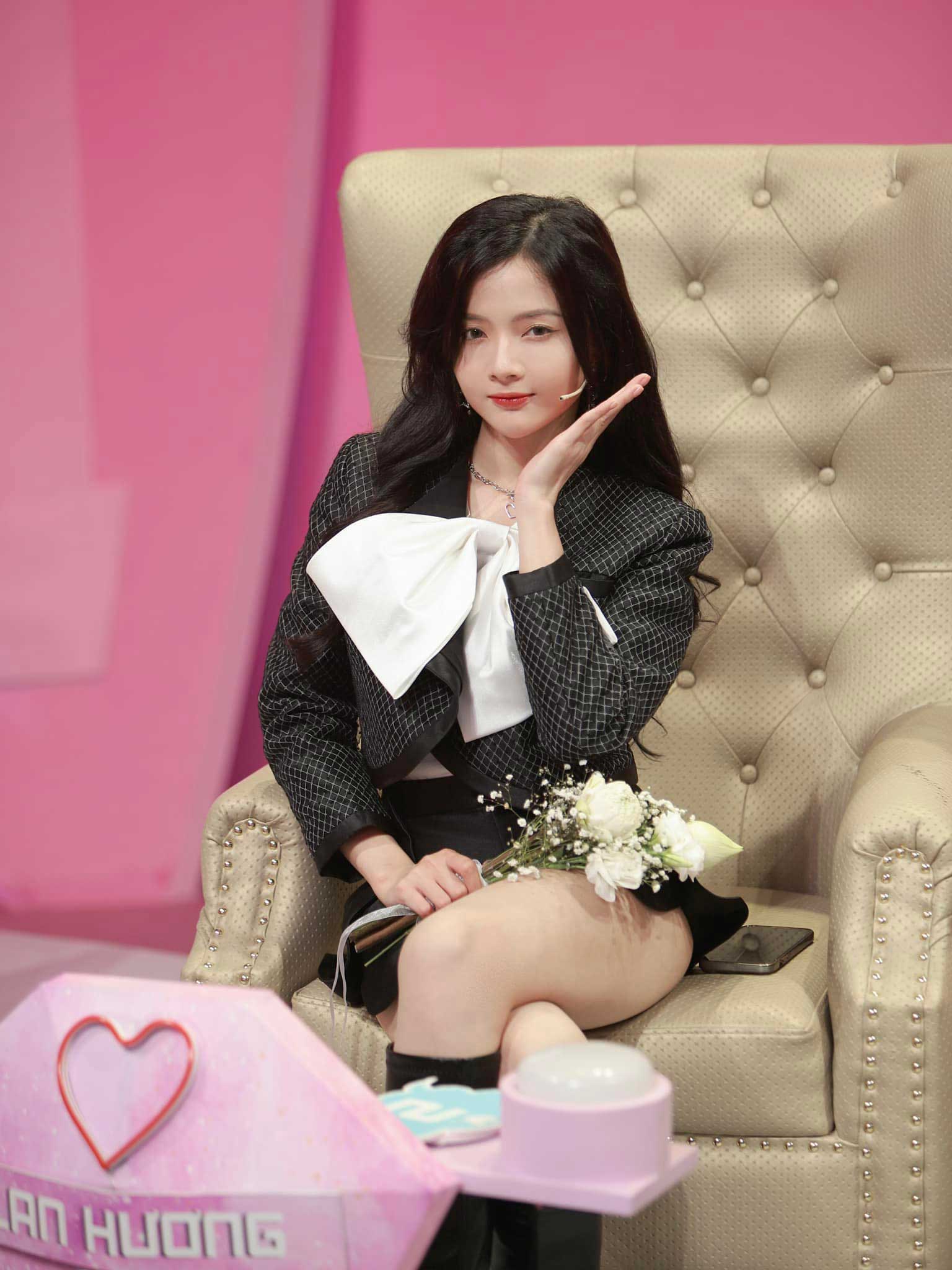 Người đẹp Lan Hương Sexy đáng yêu khiến vạn người mê 11 Lan Hương xinh xắn đáng yêu